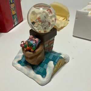 1996 Vintage Bugs Bunny Novelty Waterball Figurine Combo. NIB. Santa Rooftop.